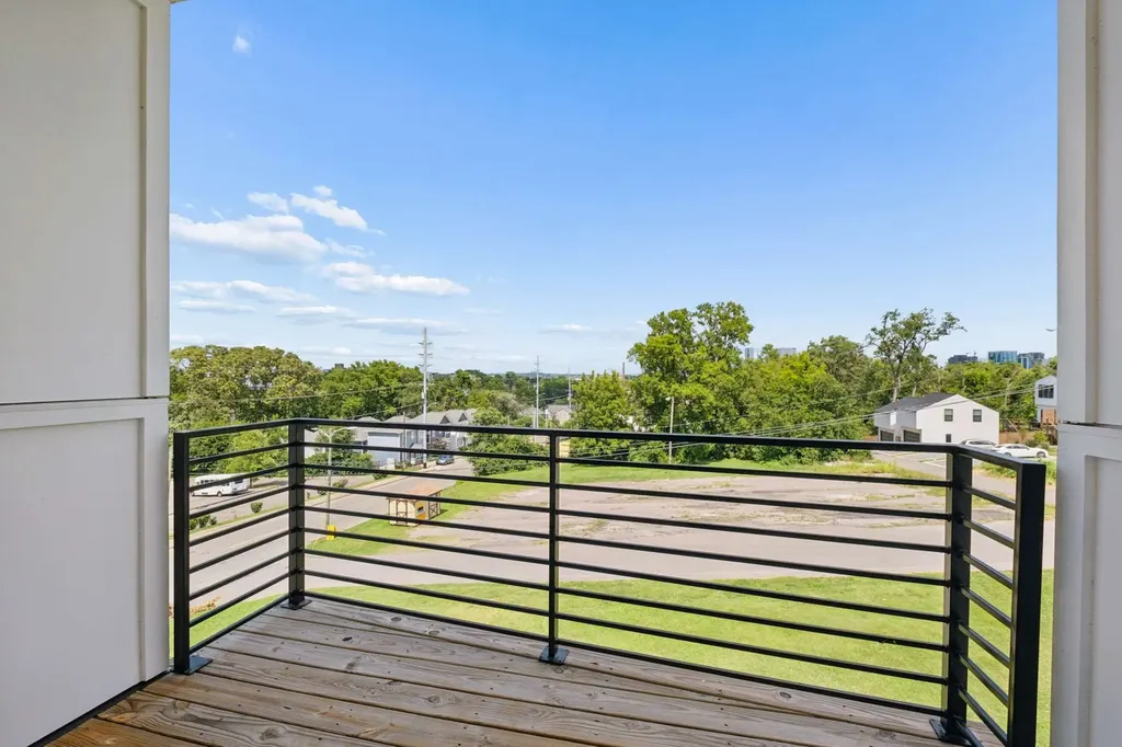 2225 Herman Street Nashville TN 37208