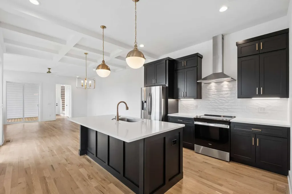 2225 Herman Street Nashville TN 37208