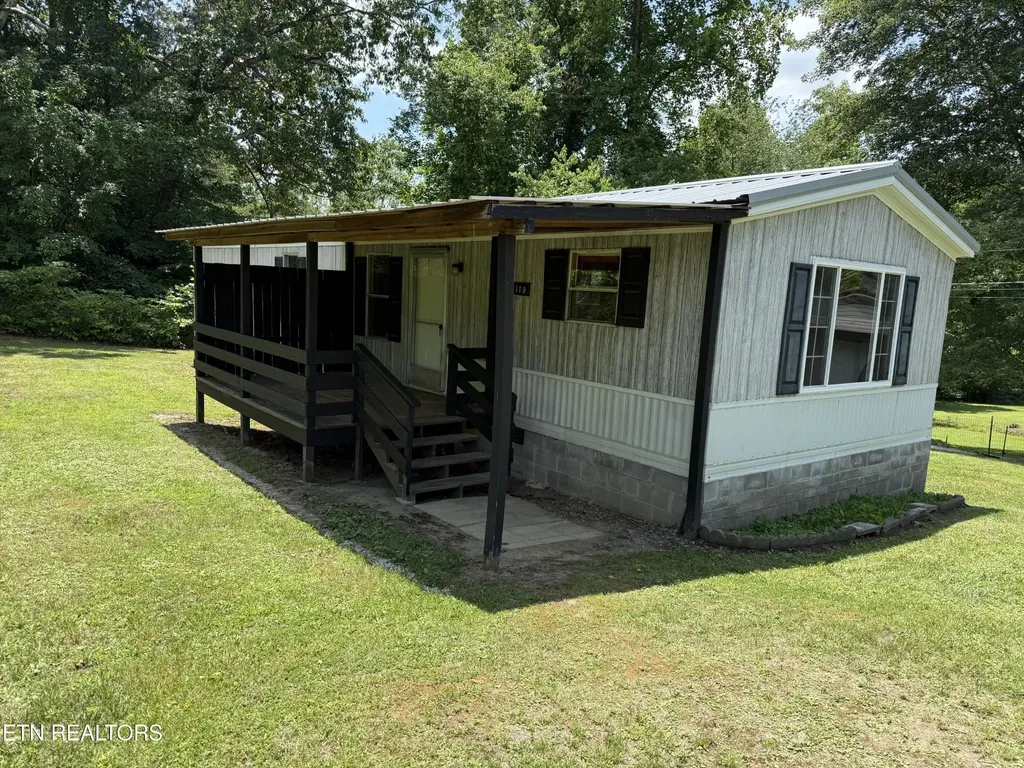 119 Clayborn Avenue Jamestown TN 38556