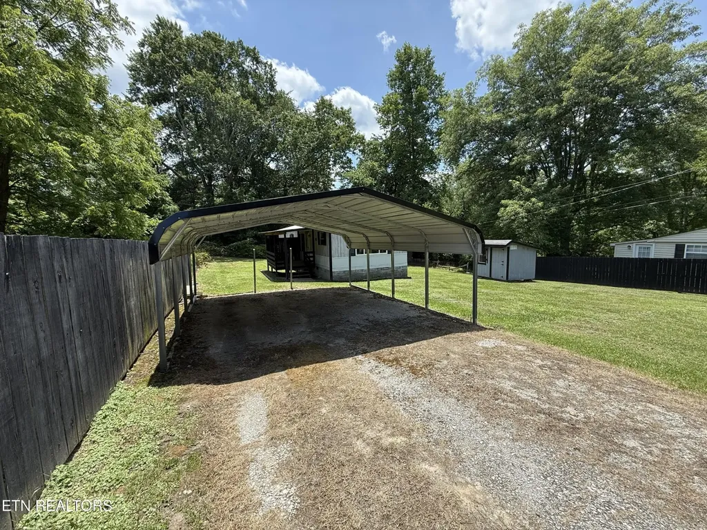 119 Clayborn Avenue Jamestown TN 38556