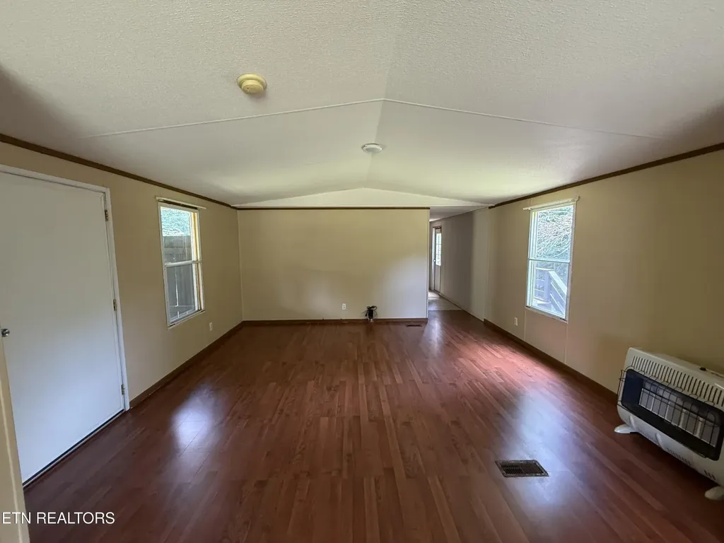 119 Clayborn Avenue Jamestown TN 38556