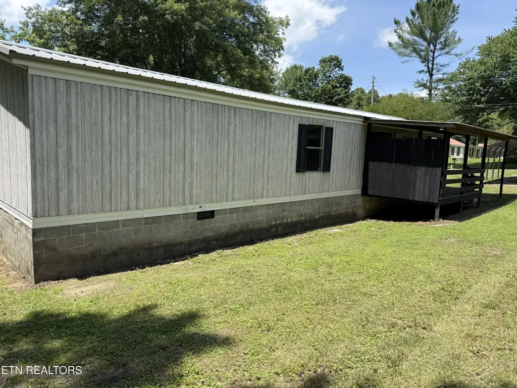119 Clayborn Avenue Jamestown TN 38556