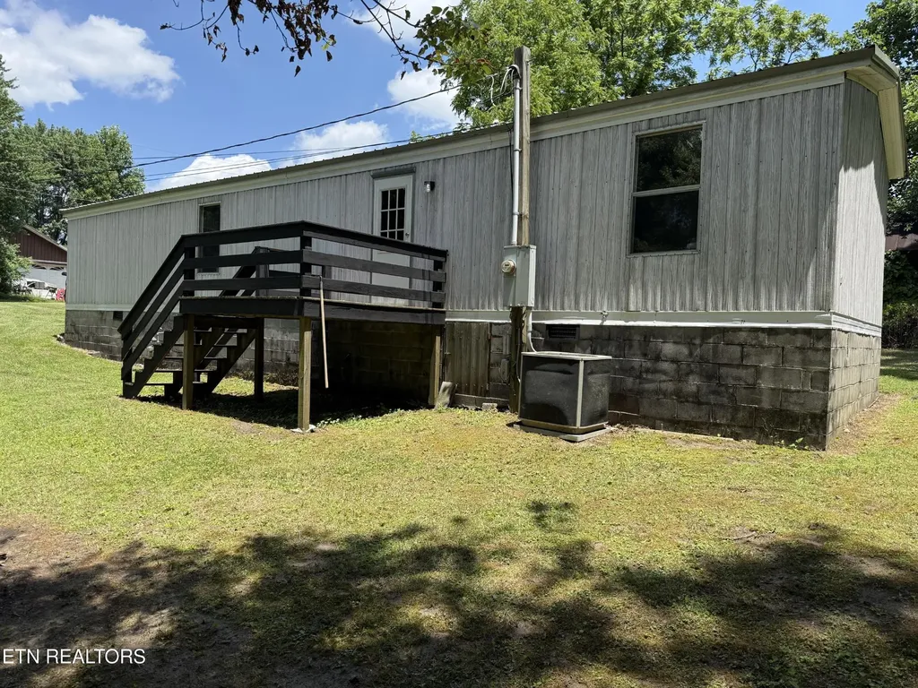119 Clayborn Avenue Jamestown TN 38556