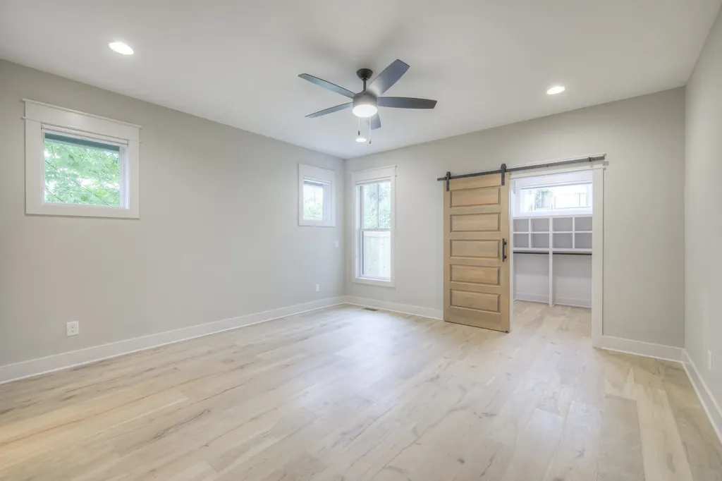 821B Acklen Avenue Nashville TN 37203