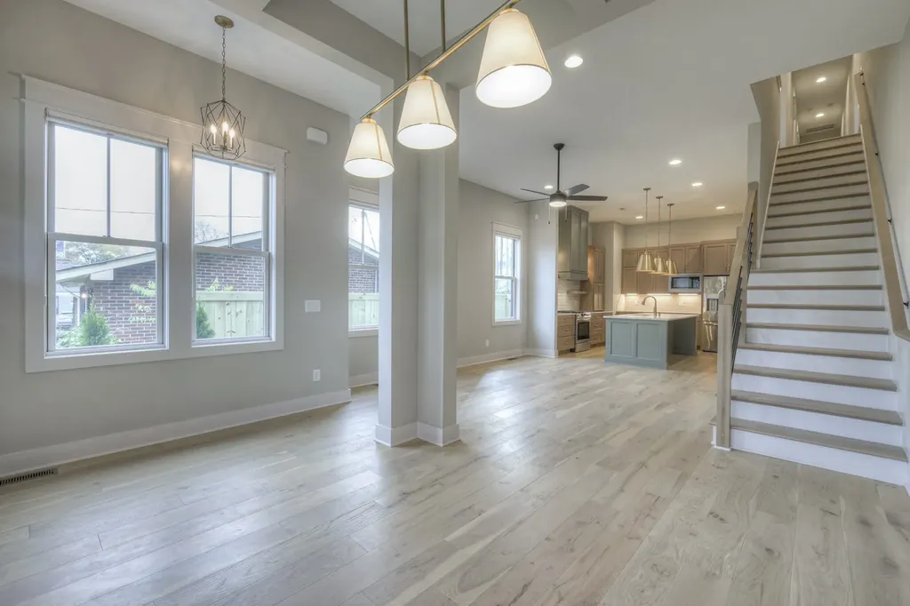 821B Acklen Avenue Nashville TN 37203