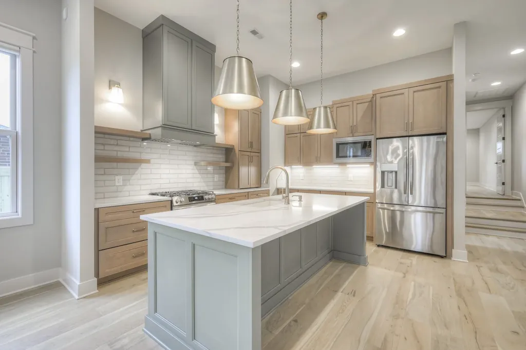821B Acklen Avenue Nashville TN 37203