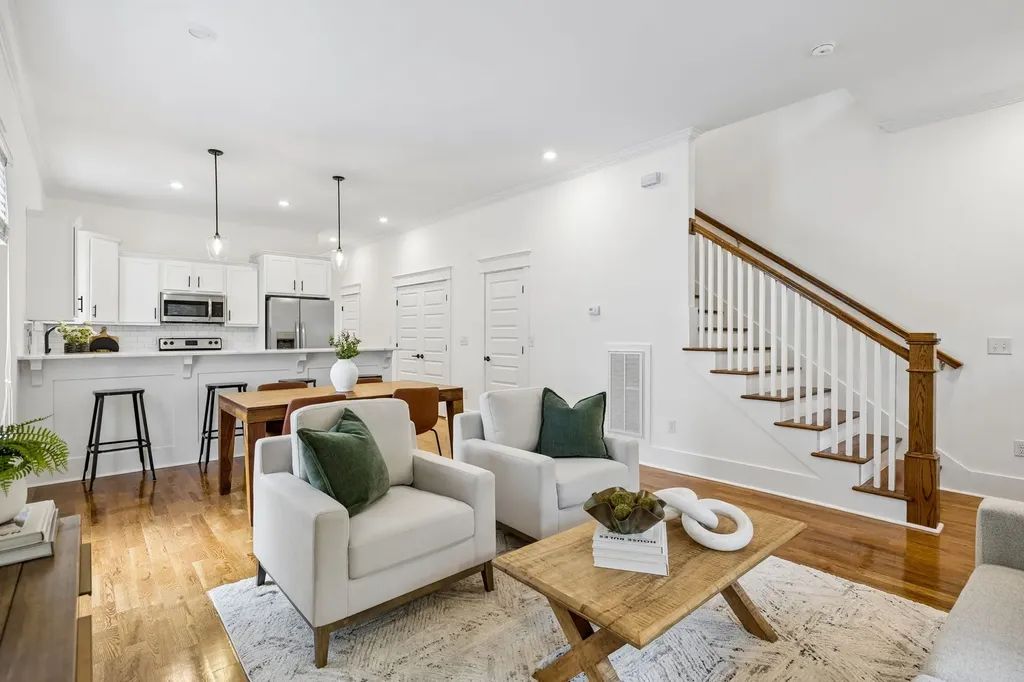 1212A Pennock Avenue Nashville TN 37207