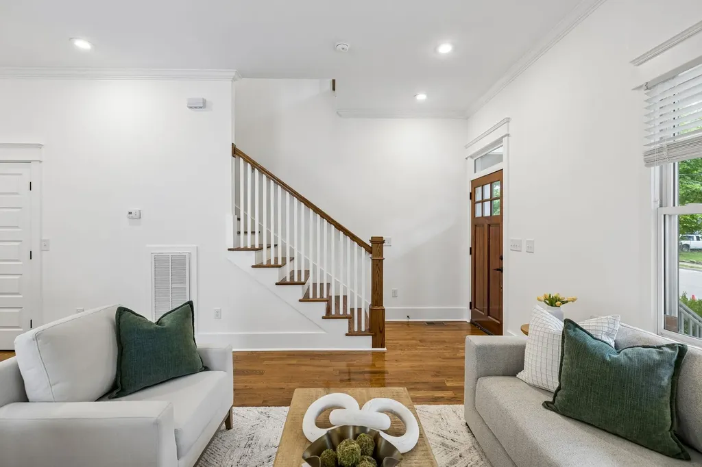 1212A Pennock Avenue Nashville TN 37207