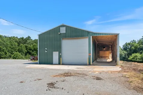 2898 Crestridge Drive Centerville TN 37033