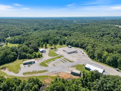2898 Crestridge Drive Centerville TN 37033