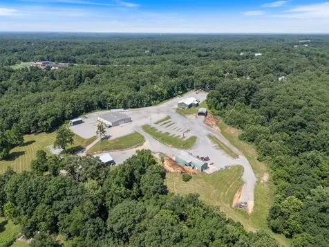 2898 Crestridge Drive Centerville TN 37033