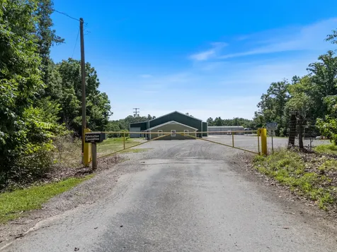 2898 Crestridge Drive Centerville TN 37033