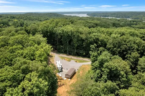 226 Skip Jack Lane Cadiz KY 42211