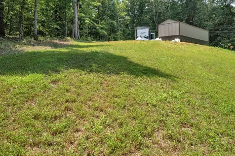 226 Skip Jack Lane Cadiz KY 42211