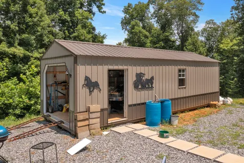 226 Skip Jack Lane Cadiz KY 42211