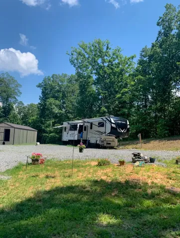 226 Skip Jack Lane Cadiz KY 42211