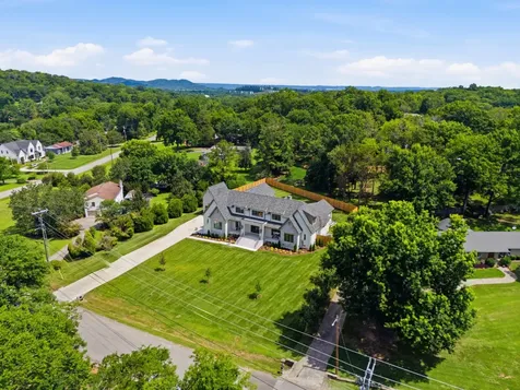 6544 Brownlee Drive Nashville TN 37205