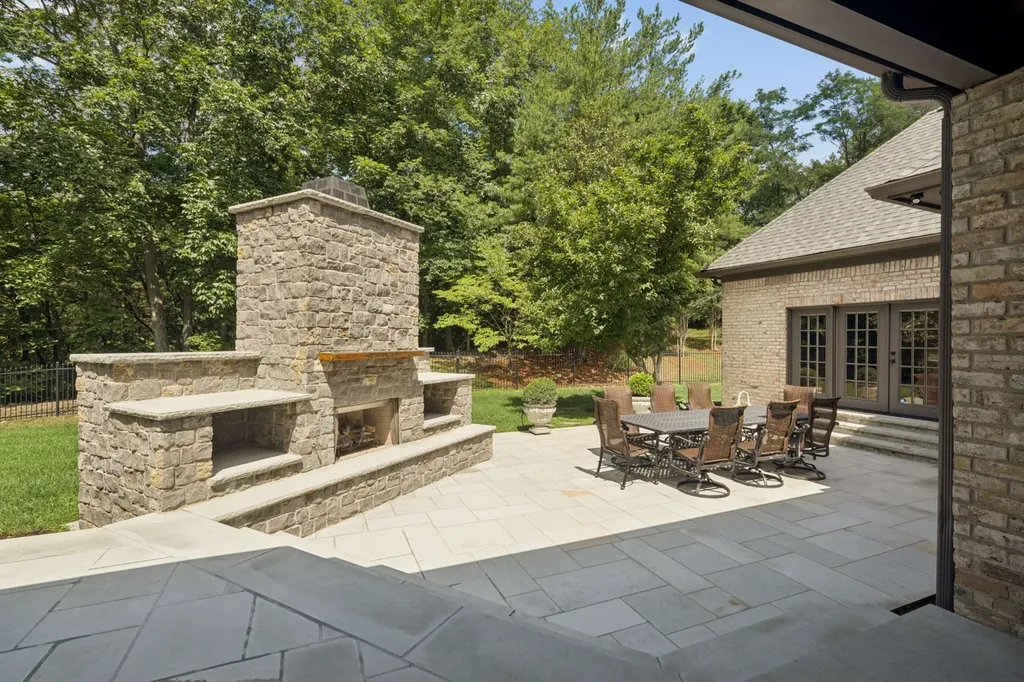 1008 Monroe Lane Brentwood TN 37027