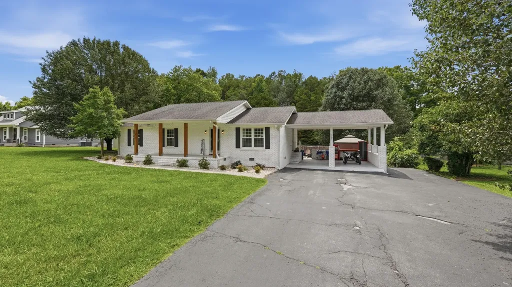 261 Hillcrest Road Manchester TN 37355