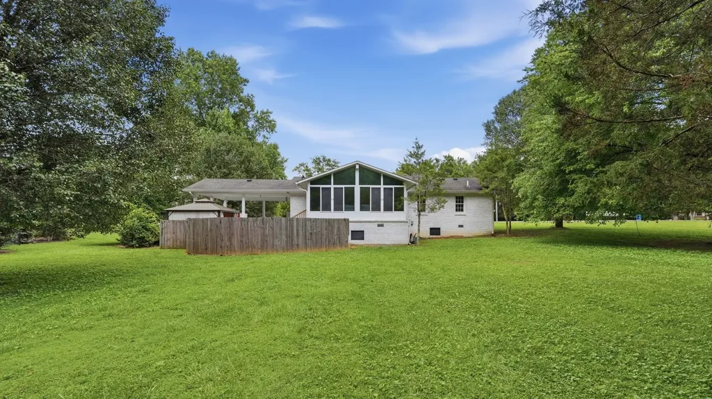 261 Hillcrest Road Manchester TN 37355