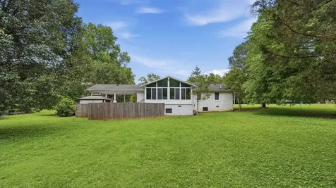 261 Hillcrest Road Manchester TN 37355