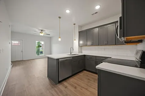 2441 E 17th Street Chattanooga TN 37404