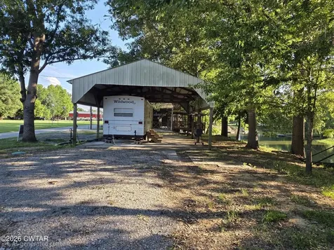 431 Pevahouse Camp Circle Decaturville TN 38329