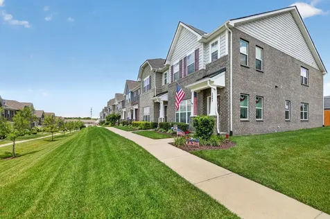 2009 Hardwick Pvt Lane Gallatin TN 37066