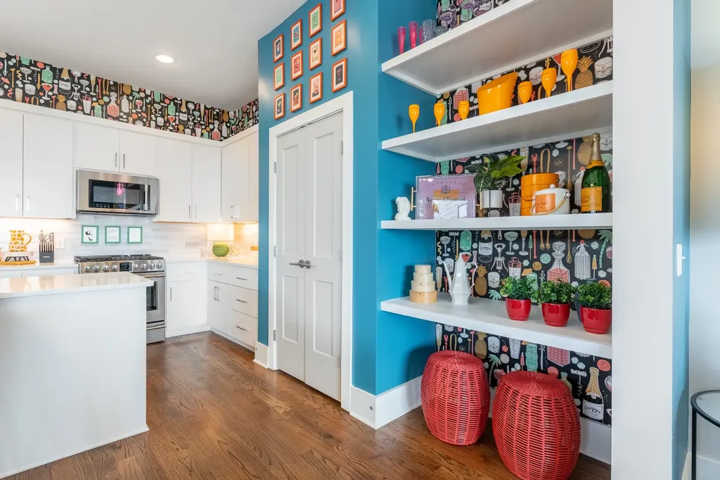 24 Fern Avenue Nashville TN 37207
