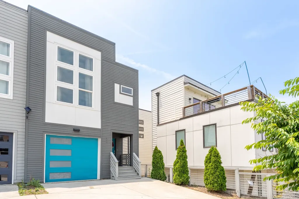 24 Fern Avenue Nashville TN 37207