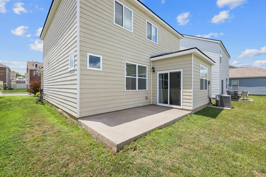 8016 Craighead Drive Lebanon TN 37087