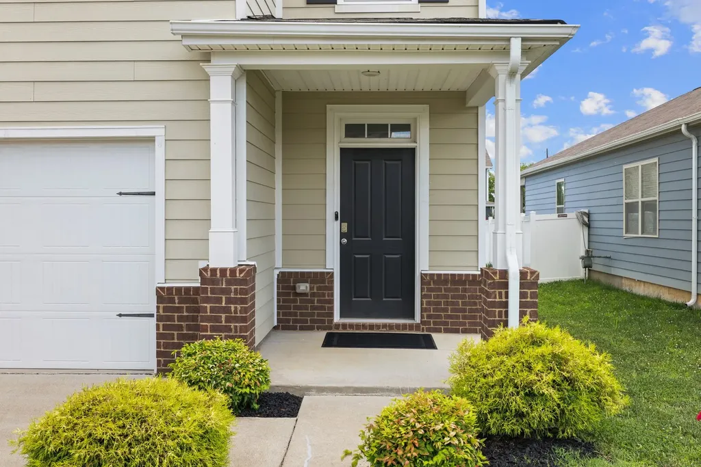 8016 Craighead Drive Lebanon TN 37087
