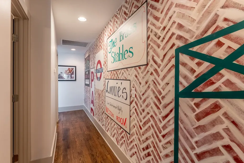22 Fern Avenue Nashville TN 37207