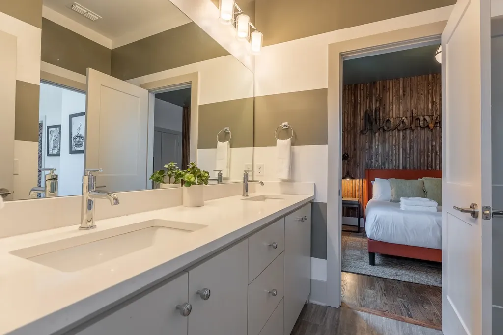 22 Fern Avenue Nashville TN 37207