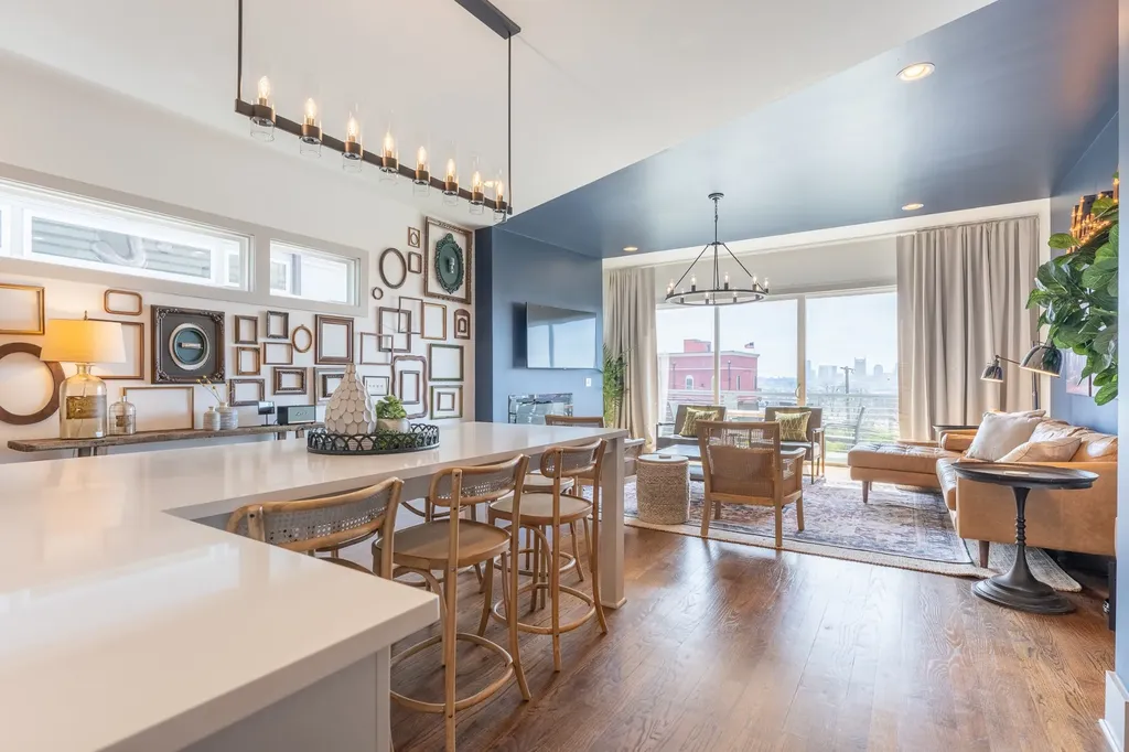22 Fern Avenue Nashville TN 37207