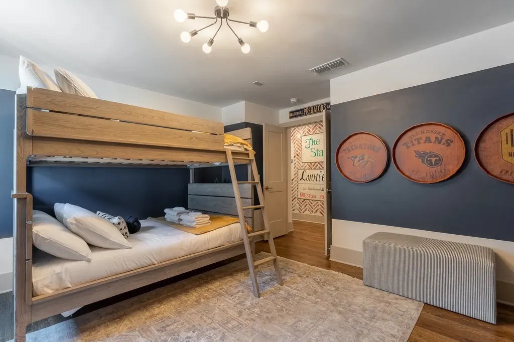 22 Fern Avenue Nashville TN 37207