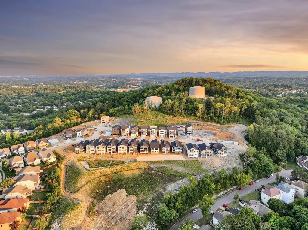 209 Walnutwood Lane Nashville TN 37211