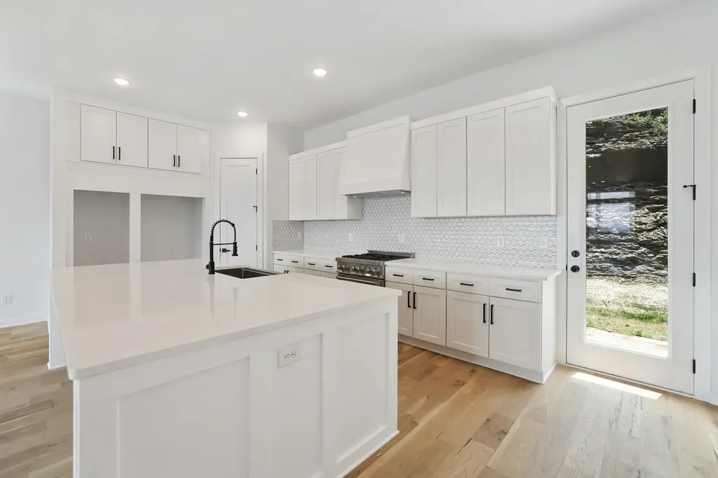 209 Walnutwood Lane Nashville TN 37211
