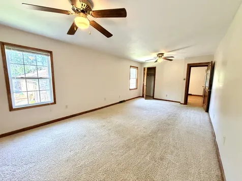 3412 Greenwood Drive Hopkinsville KY 42240