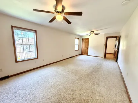 3412 Greenwood Drive Hopkinsville KY 42240