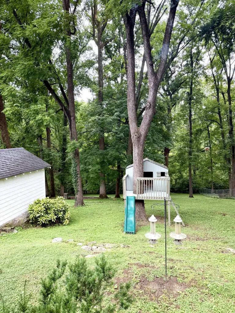 134 Spring Valley Road Nashville TN 37214