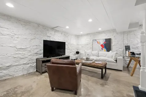 134 Spring Valley Road Nashville TN 37214