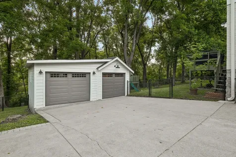 134 Spring Valley Road Nashville TN 37214