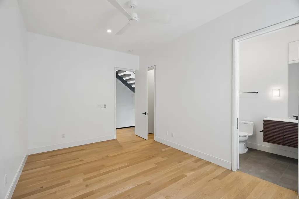 1076 Archer Street Nashville TN 37203