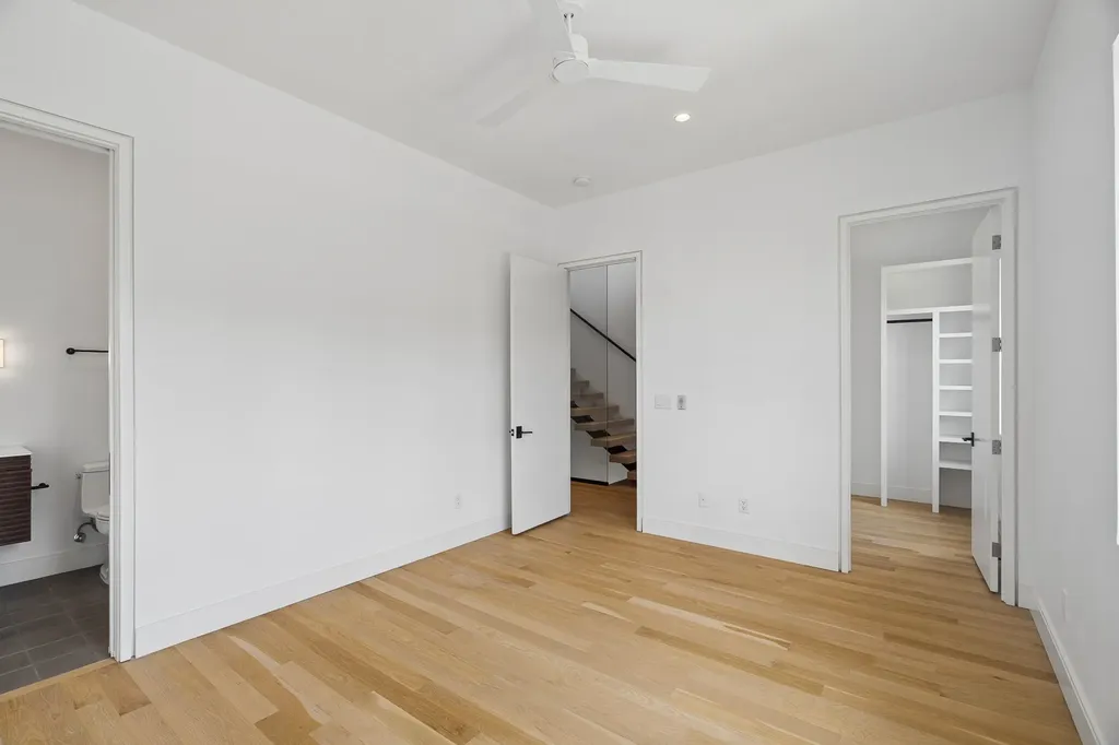 1076 Archer Street Nashville TN 37203