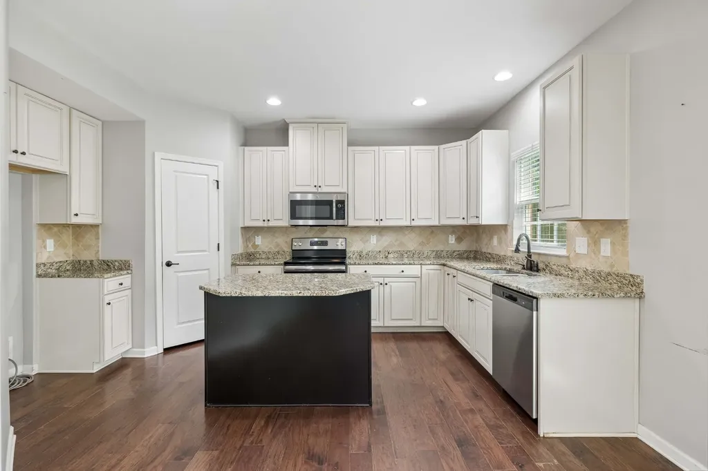 407 Goodman Drive Gallatin TN 37066