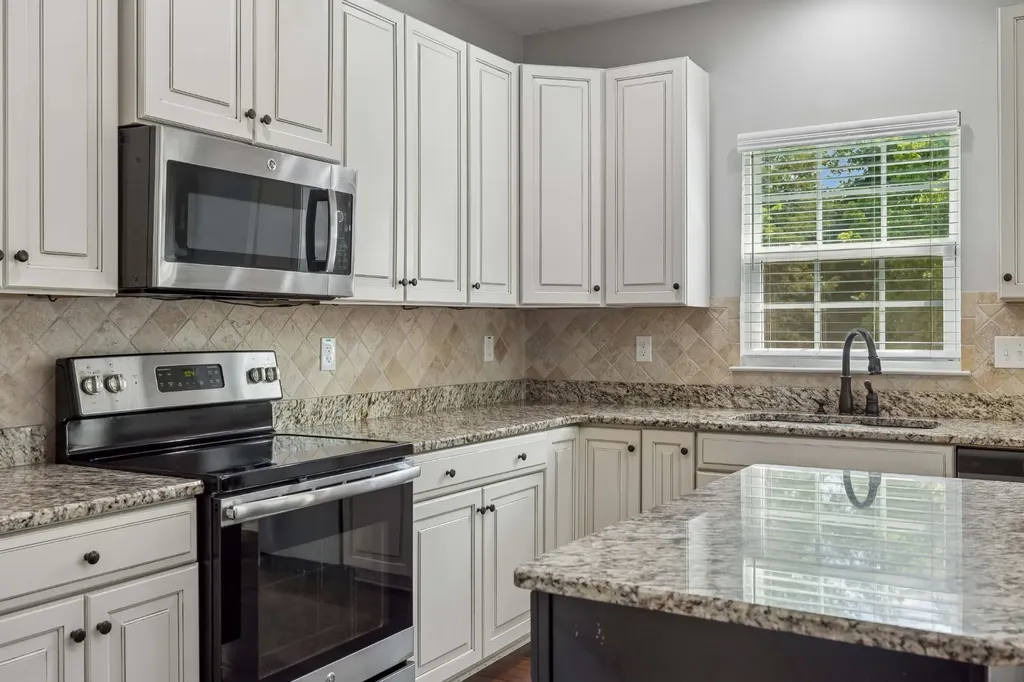 407 Goodman Drive Gallatin TN 37066