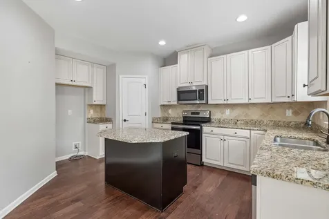 407 Goodman Drive Gallatin TN 37066