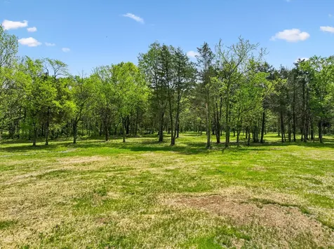 1990 Chicken Road Lebanon TN 37090