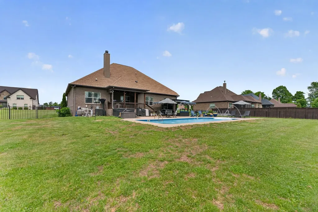 450 Cobblestone Way Mount Juliet TN 37122